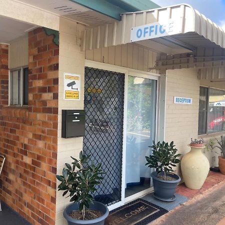 Avocado Motor Inn Childers Exterior foto