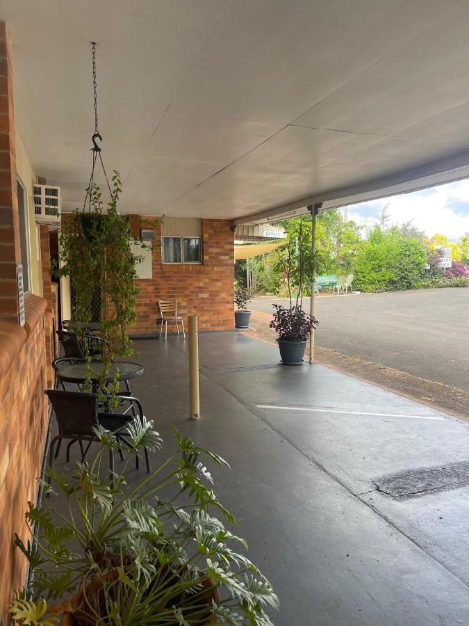 Avocado Motor Inn Childers Exterior foto